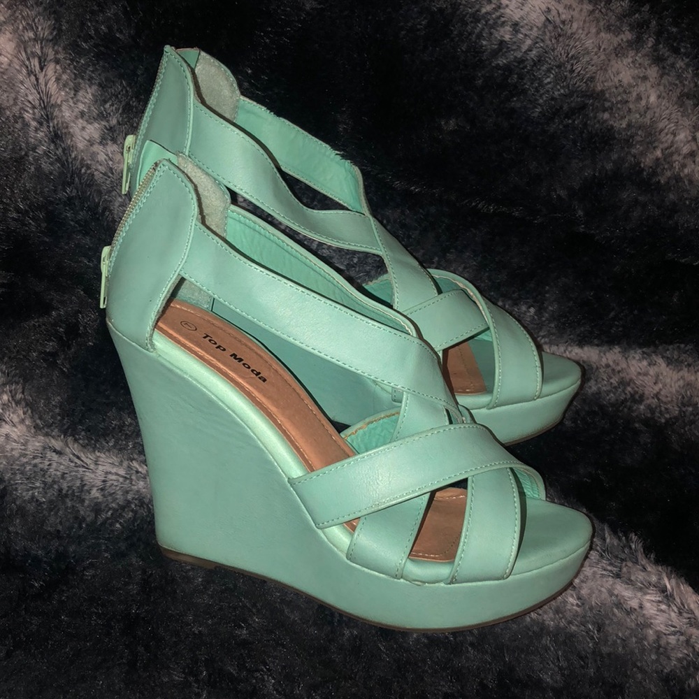 Mint strappy wedges